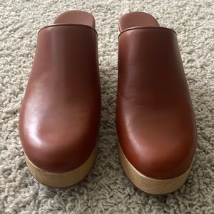 Everlane The Clog